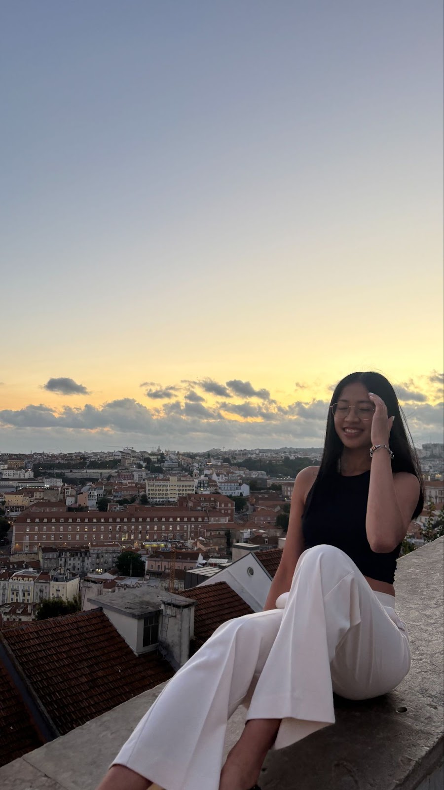 Thi Mo in Lisbon for her summer internship