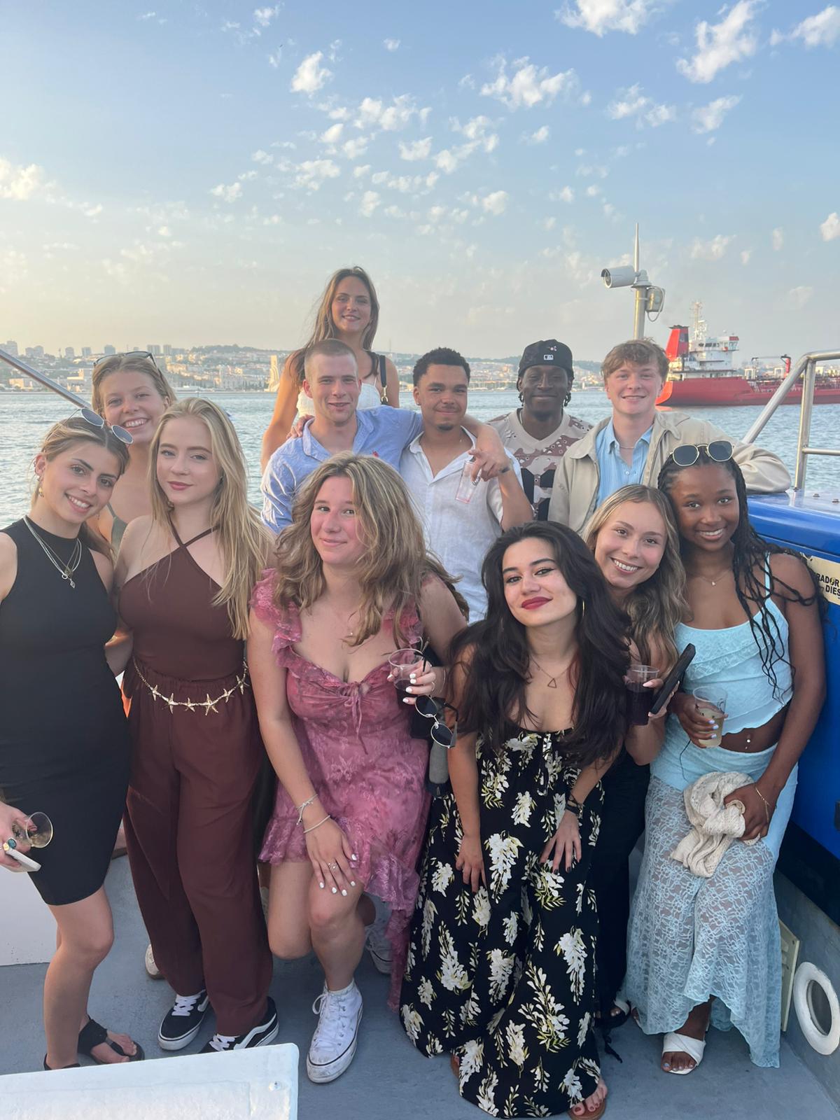 Anna (top most) with fellow students in the internship abroad program