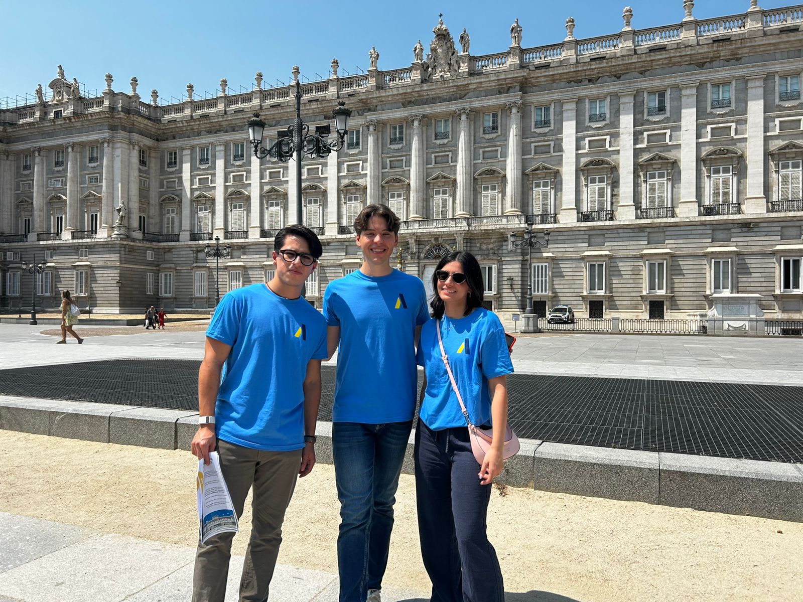 Business & Marketing Internships